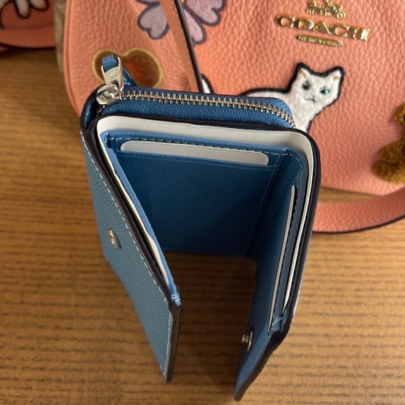 Coach Small Trifold Wallet
SV/Pacific Blue - Picture 11 of 16